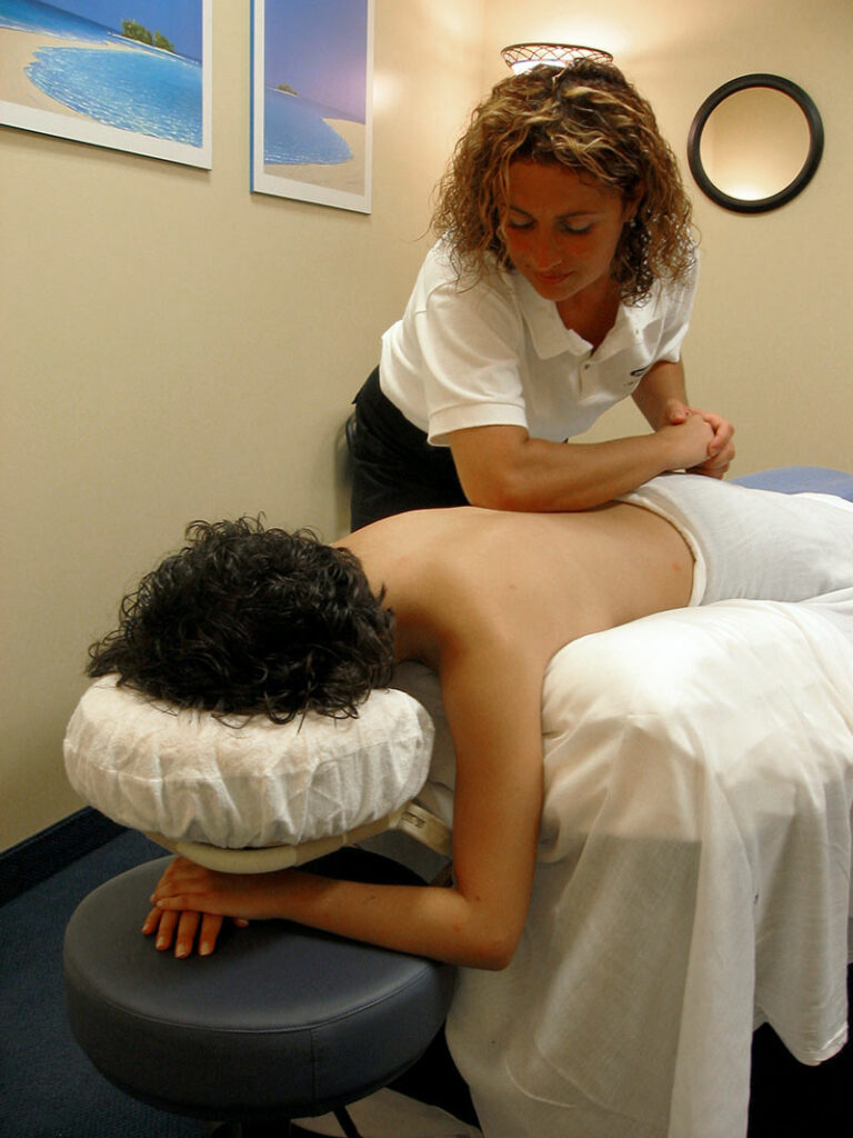 Massage therapist at Innergetics